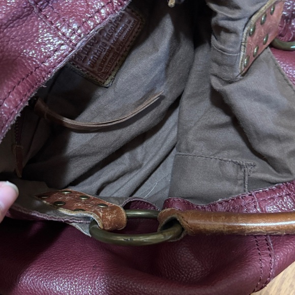 Lucky Brand Whipstitch Slouch Hobo Bag - Picture 7 of 7